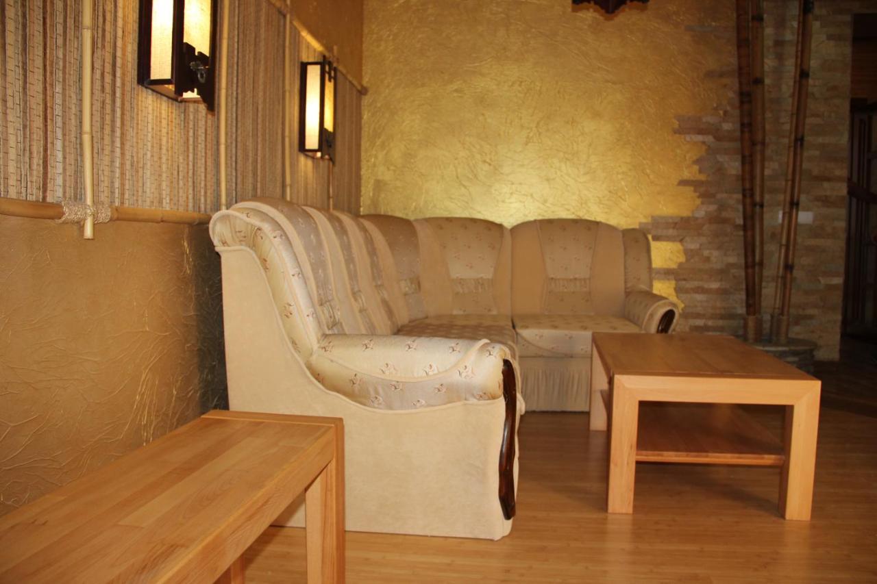 Mishyn-City Hotel Dobrovlyany ภายนอก รูปภาพ